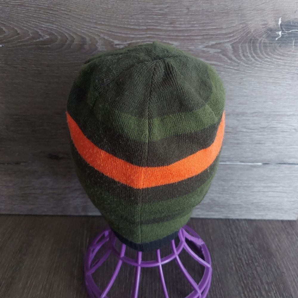 The North Face Reversible Striped Beanie - Picture 3 of 6